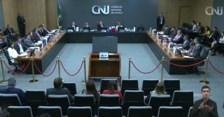 CNJ afasta juiz que agrediu esposa e vai revisar penalidade