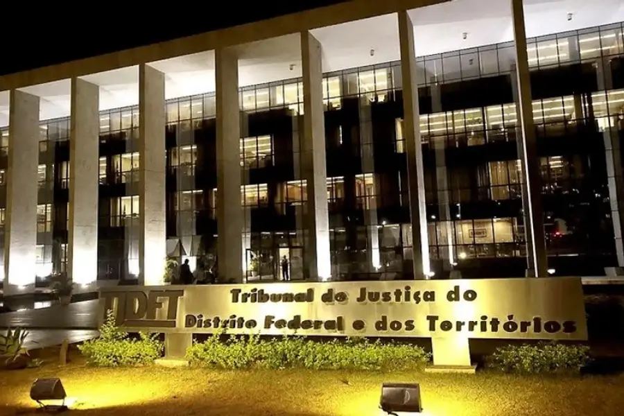 condenação de homens por stalking