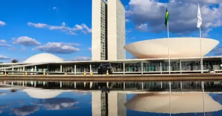 Comissão da Câmara aprova projeto que garante oferta de alimentos a mulheres vítimas de violência doméstica