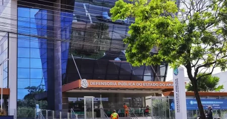 Justiça do Amazonas reconhece multiparentalidade em registro de adolescente