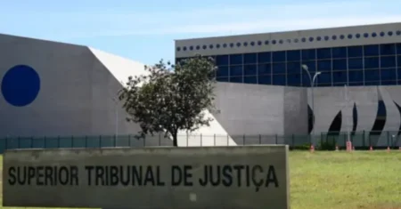 STJ autoriza retirada de sobrenome paterno do registro civil por abandono afetivo